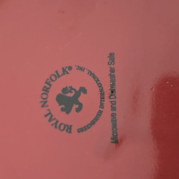 Royal Norfolk Four Cranberry Textured 6" Bowls - Picture 3 of 5